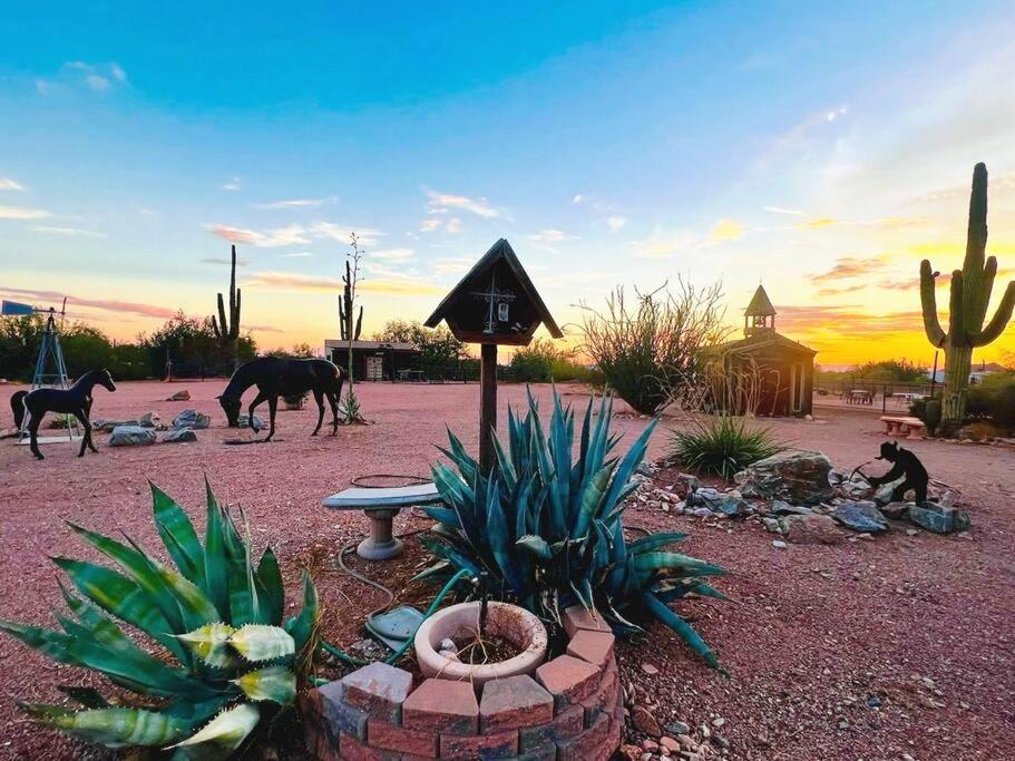 Western Tinyhouse, Ready For Summer Fun! Villa Apache Junction Exterior foto